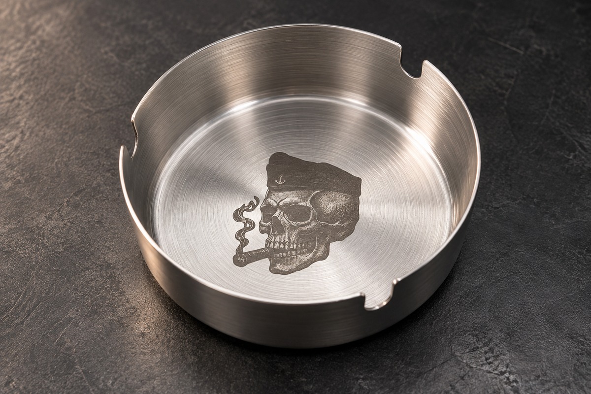 Personalisierter Edelstahl-Aschenbecher mit Gravur