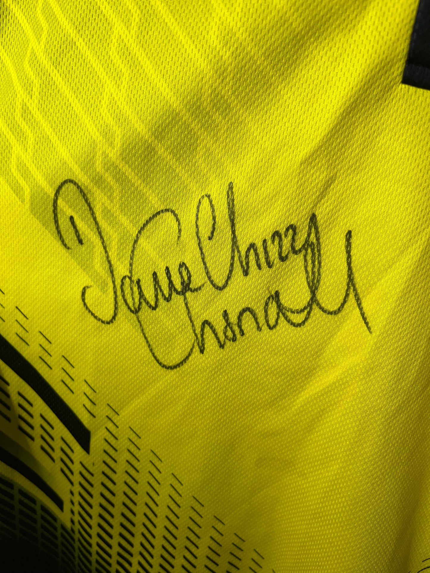 Dave Chisnall | Doppelt Signiertes Shirt | Größe M