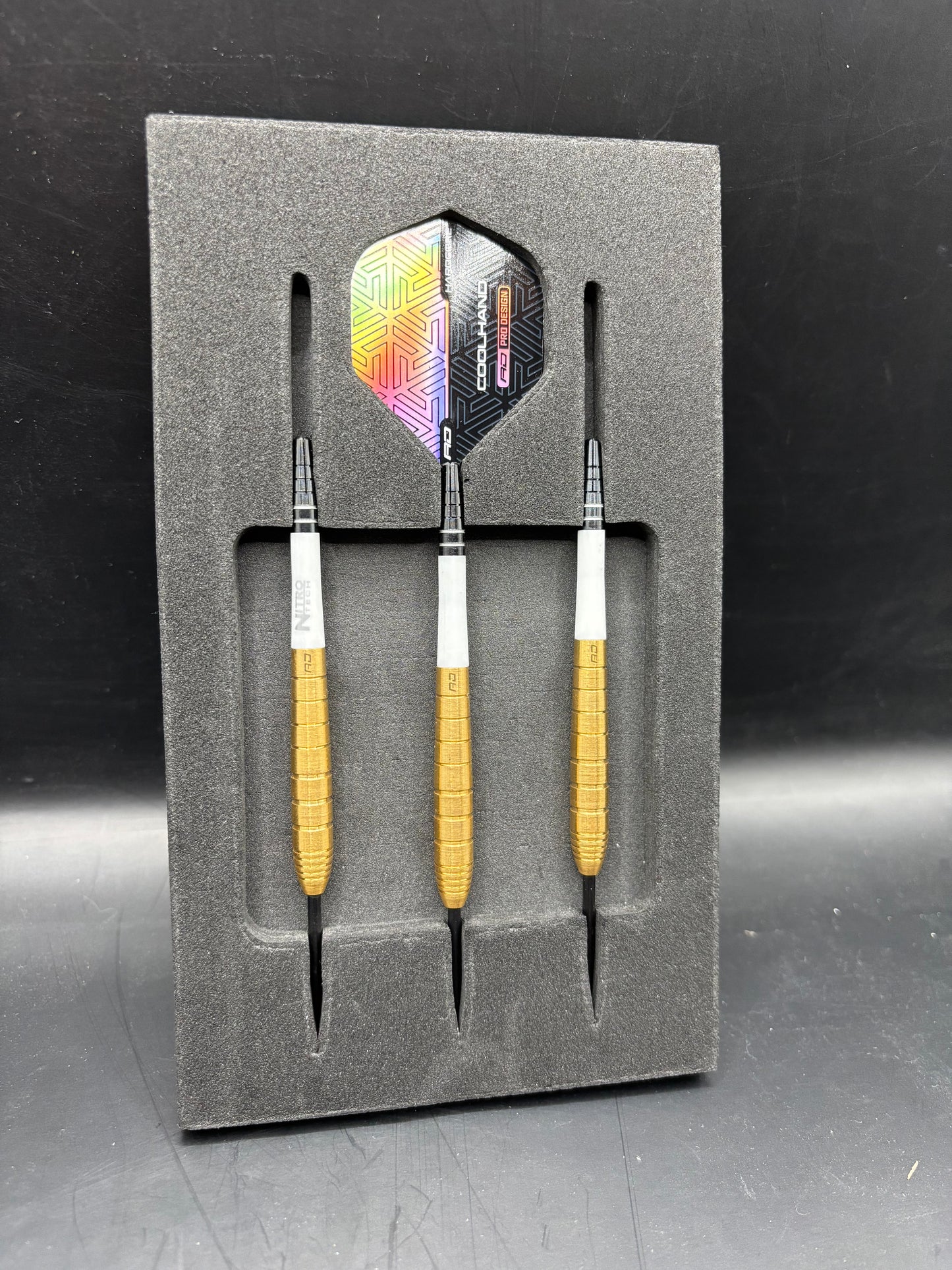 Red Dragon | Luke Humphries | Gold | 22g