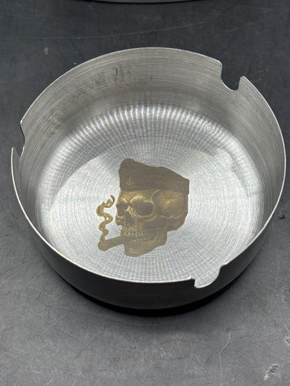 Aschenbecher aus Edelstahl mit deinem Logo