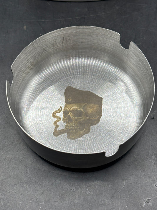 Aschenbecher aus Edelstahl mit deinem Logo