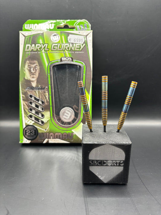 Winmau | Daryl Gurney | 23g Steeldarts | Gold/Blue